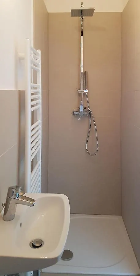 Wohnung #8 mit Terrasse in Nähe einer Einkaufsstraße Wien Österreich