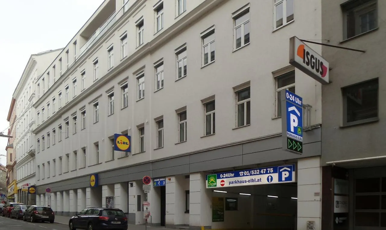 Wohnung #8 mit Terrasse in Nähe einer Einkaufsstraße Wien Apartment